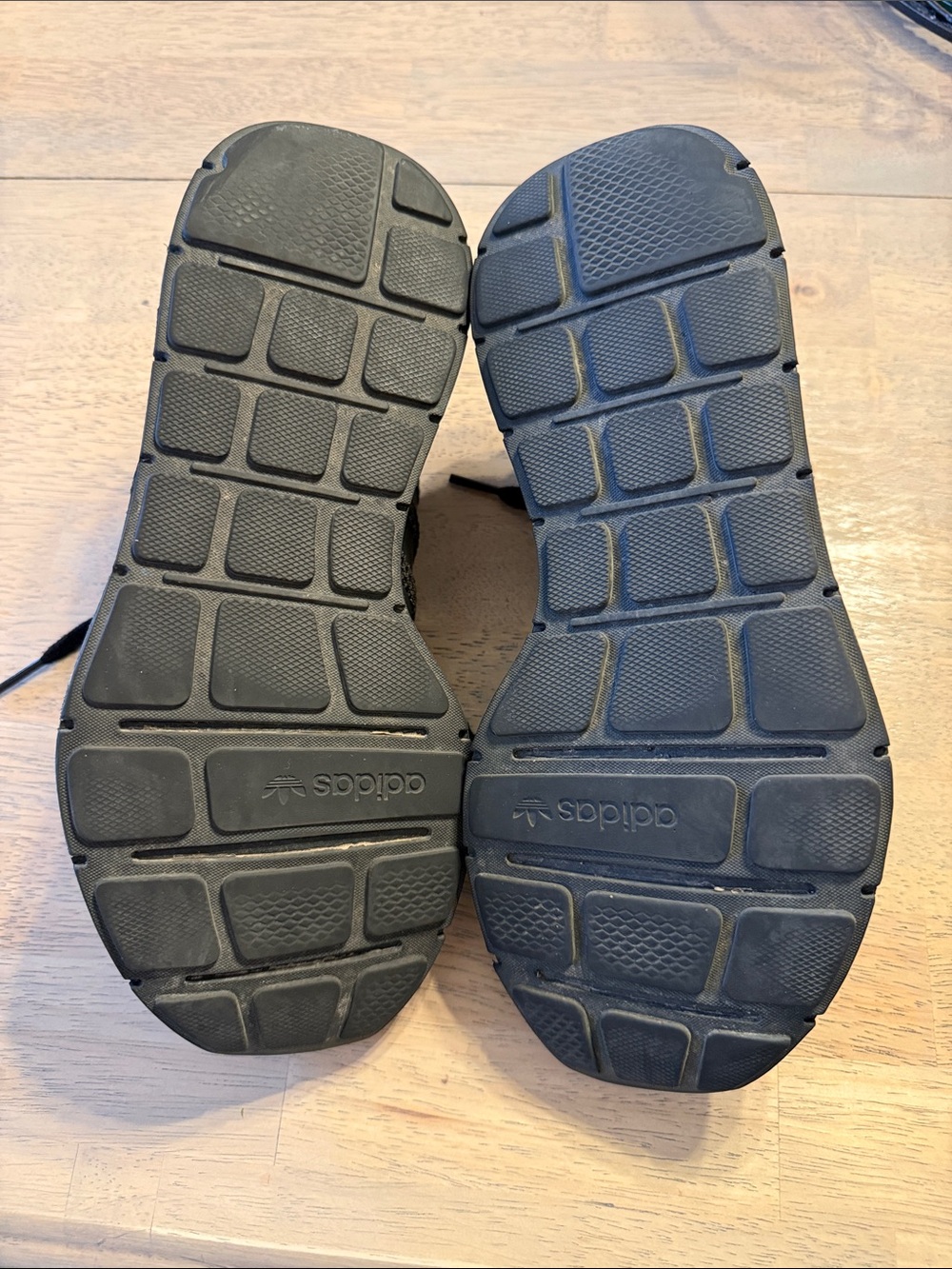 adidas Black Knit Lifestyle Sneakers - Picture 4 of 7